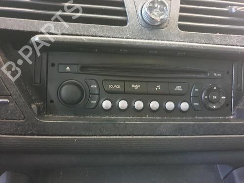 Bilradio CITROËN C4 Picasso I MPV (UD_) 1.6 HDi (109 hp) 30090045
