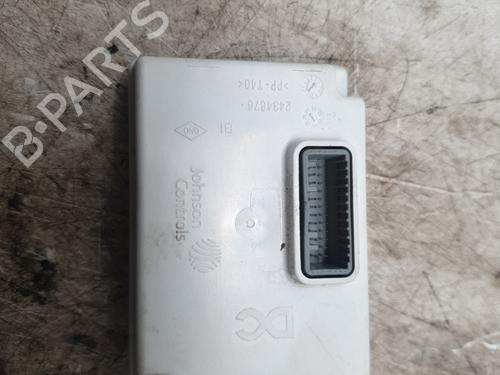 Used Electronic module Electronic module RENAULT MASTER III Platform/Chassis (EV, HV, UV) 2.3 dCi 145 FWD (EV0E, EV0F, HV0E, HV0F, UV0E, UV0F,... (146 hp) 33317295 33317295