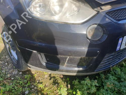 Used Front bumper FORD S-MAX (WA6) [2006-2014]  28798885