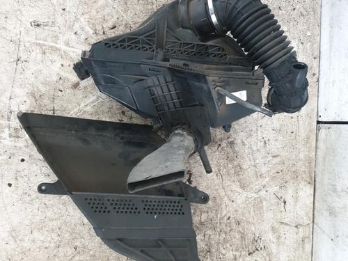 air-filter-box-audi-a4-b8-avant-8k5-2007-2008-2009-2010-2011-2012-2013-2014-2015-2016-2017-30100661 main image