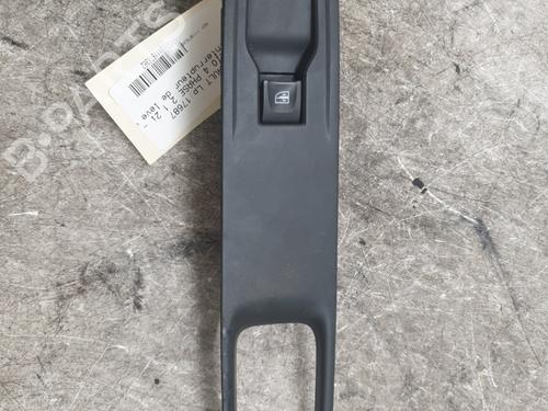 Used Right front window switch Right front window switch RENAULT CLIO IV (BH_) 1.2 TCe 120 (BHAU) (118 hp) 28813745 28813745