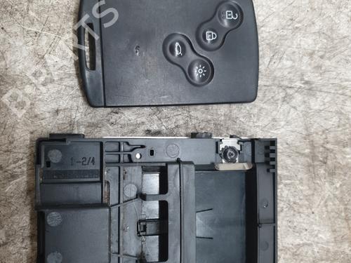 Used Card reader RENAULT GRAND SCÉNIC III (JZ0/1_) 1.5 dCi (JZ0B, JZ07) (106 hp) 28072561