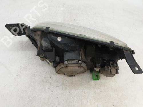 Right headlight FORD FIESTA Box Body/MPV (J5_, J3_) 1.8 D | BP25842216C29 