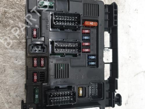 Used Fuse box PEUGEOT PARTNER MPV (5_, G_) 1.9 D (69 hp) 25889595