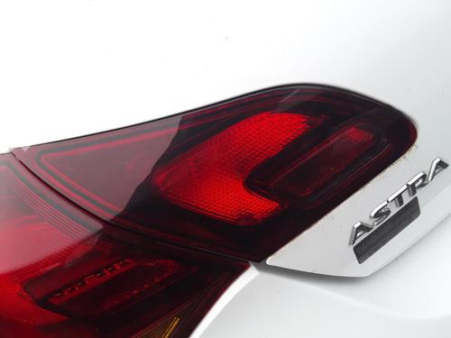 Used Left tailgate light Left tailgate light OPEL ASTRA J (P10) 1.4 Turbo (68) (140 hp) 22869832 22869832