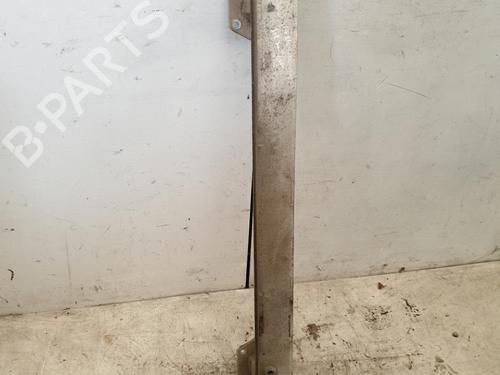 Used Rear bumper reinforcement Rear bumper reinforcement 22871160 22871160
