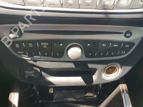 Bilradio Bilradio RENAULT MEGANE III Hatchback (BZ0/1_, B3_) 1.9 dCi (BZ0N, BZ0J) (131 hp) 37526882 37526882