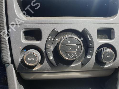 Climate control PEUGEOT 308 SW I (4E_, 4H_) 1.6 HDi | BP29738358I5 