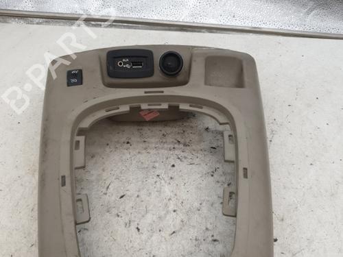 Used Middle console Middle console RENAULT GRAND SCÉNIC III (JZ0/1_) 1.9 dCi (JZ0J, JZ0N, JZ1K, JZ1S) (131 hp) 22874808 22874808