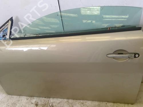 Used Left front door Left front door 22868159 22868159
