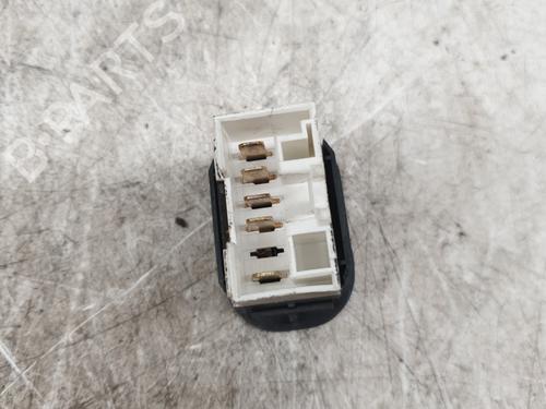 Used Right front window switch Right front window switch FIAT PUNTO Convertible (176_) 60 1.2 (176AR_, 176BR_) (60 hp) 25890520 25890520