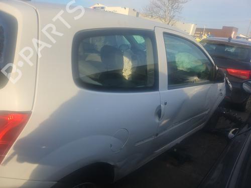 Pièces Détachées Usagées RENAULT TWINGO II (CN0_) 1.2 (CN0D) (58 hp) 4431835