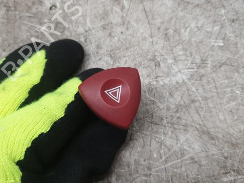 Used Warning switch RENAULT LAGUNA II (BG0/1_) 1.9 dCi (107 hp) 31882047