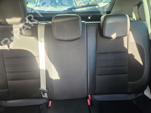 Siège arrière RENAULT MEGANE III Hatchback (BZ0/1_, B3_) 1.5 dCi (BZ09, BZ0D, BZ1W, BZ29, BZ14) (110 hp) 30762584