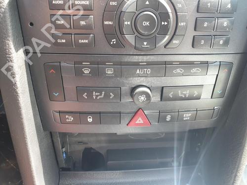 Used Climate control Climate control 37280596 37280596