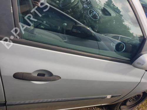 Used Right front door RENAULT CLIO III (BR0/1, CR0/1) 1.5 dCi (BR17, CR17) (86 hp) 28154004