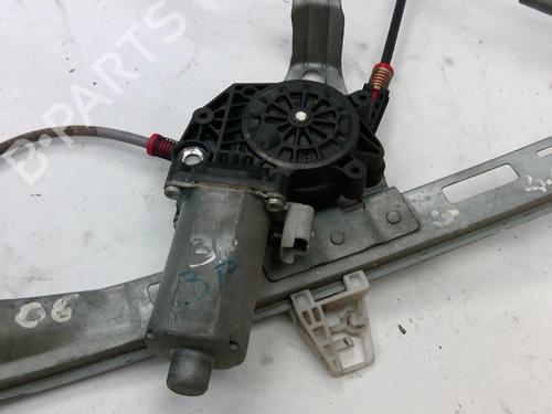Lève-vitre avant gauche PEUGEOT 206 Hatchback (2A/C) 1.4 HDi eco 70 (68 hp) 22868079