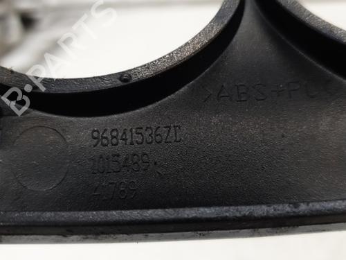 middle-console-citroen-c3-ii-sc_-2009-24422926 main image