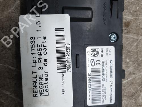 Card reader RENAULT MEGANE III Hatchback (BZ0/1_, B3_) 1.5 dCi | BP31830447E4