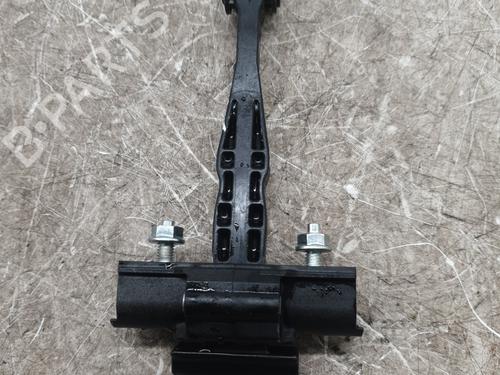 Charnière/Limiteur de porte SUZUKI VITARA (LY) 1.4 Hybrid (Mild Hybrid) AllGrip (APK414) (129 hp) 31852925