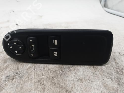 Used Left front window switch Left front window switch CITROËN C3 II (SC_) 1.2 VTi 82 (82 hp) 22918648 22918648