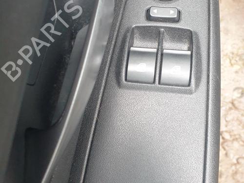 left-front-window-switch-fiat-grande-punto-199_-2005-32449995 main image