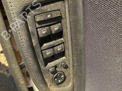 Left front window switch BMW 1 (E87) 118 d | BP39424327I27 - Image 3