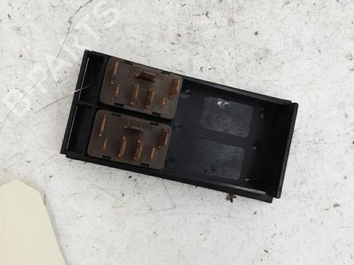 Left front window switch AUDI A6 C4 (4A2) 2.5 TDI | BP25842854I27 - Image 3