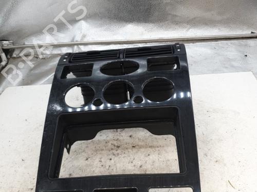 Used Middle console Middle console FORD MONDEO III Turnier (BWY) 1.8 16V (125 hp) 22866558 22866558