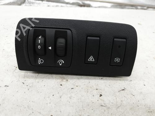 Headlight switch RENAULT MEGANE III Grandtour (KZ0/1) 1.5 dCi (KZ09, KZ0D, KZ1G, KZ29, KZ14, KZ1W, KZ10, KZ1F,... | BP22871626I24 