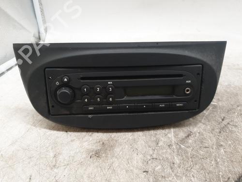 Bilradio RENAULT TWINGO I (C06_) 1.2 (C066, C068) (58 hp) 28141407