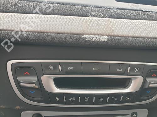 Comando clima RENAULT MEGANE III Hatchback (BZ0/1_, B3_) 2.0 dCi (BZ0L) (160 hp) 32373040