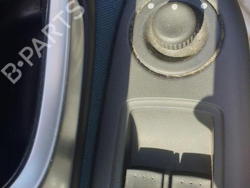 Used Left front window switch RENAULT CLIO II (BB_, CB_) 1.5 dCi (B/C2J) (68 hp) 26617859