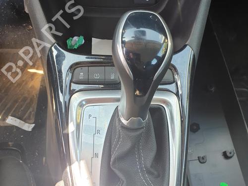 Used Shift knob Shift knob OPEL CROSSLAND X / CROSSLAND (P17, P2QO) 1.2 (75) (131 hp) 27992185 27992185