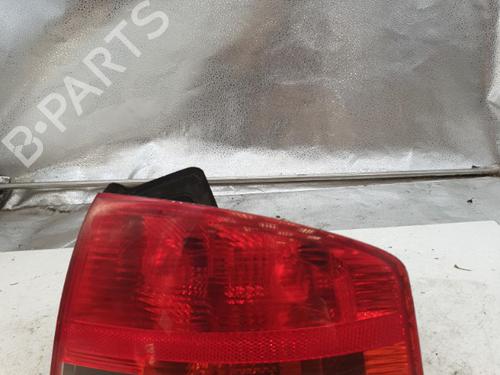 Used Right taillight AUDI A4 B7 (8EC) 1.9 TDI (116 hp) 22864656