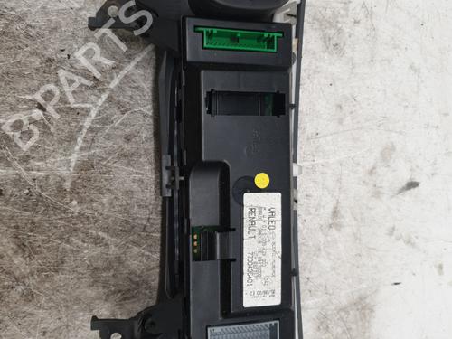 Used Climate control Climate control 24040380 24040380