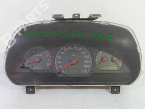 Used Instrument cluster Instrument cluster VOLVO S40 I (644) 1.8 (115 hp) 11018259 11018259