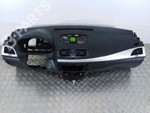 Used Dashboard Dashboard RENAULT MEGANE III Hatchback (BZ0/1_, B3_) 1.5 dCi (106 hp) 4502475 4502475