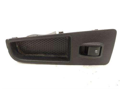 Used Right front window switch Right front window switch FIAT GRANDE PUNTO (199_) 1.3 D Multijet (75 hp) 10079823 10079823