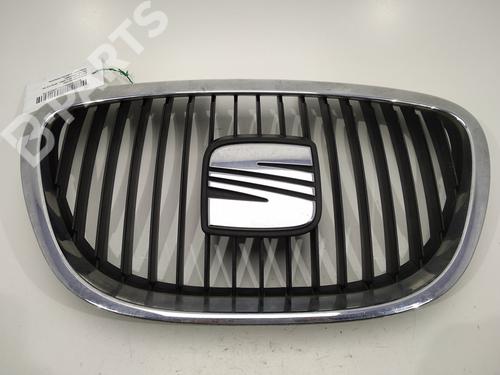 Used Front grille Front grille SEAT ALTEA XL (5P5, 5P8) 2.0 TDI (140 hp) 11106269 11106269
