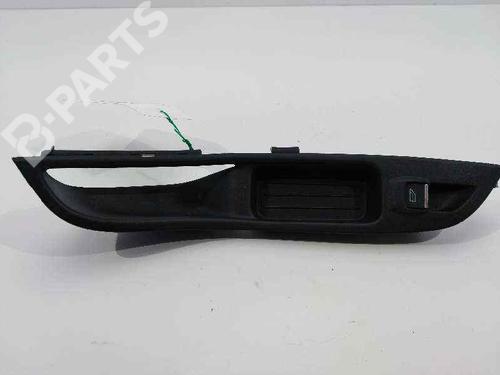 Used Right front window switch Right front window switch FORD FOCUS III 1.0 EcoBoost (125 hp) 6315147 6315147