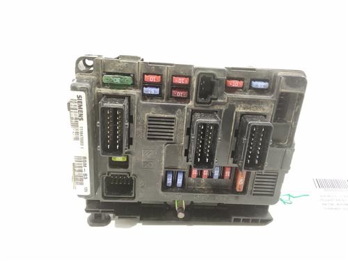 Used Fuse box Fuse box PEUGEOT 206 SW (2E/K) 2.0 HDi (90 hp) 10964477 10964477