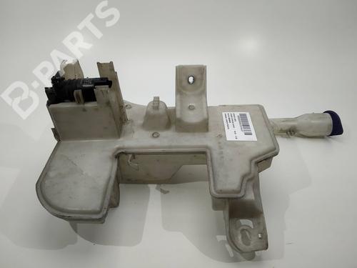 Used Windscreen washer tank Windscreen washer tank CITROËN C5 III (RD_) 2.0 HDi (RDRHD8, RDRHDJ, RDRHR8, RDRHRJ) (136 hp) 10381404 10381404