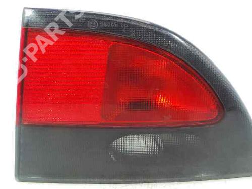 Used Right tailgate light Right tailgate light RENAULT MEGANE I Classic (LA0/1_) 1.6 e (LA0F, LA0S) (90 hp) 4505472 4505472