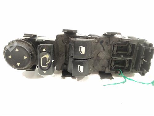 Used Left front window switch Left front window switch CITROËN C4 Coupe (LA_) [2004-2013] 10084805 10084805