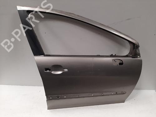 Used Right front door Right front door 23463857 23463857
