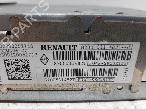 Used Radio RENAULT KANGOO / GRAND KANGOO II (KW0/1_) [2008-2025]  23464165