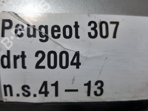 Used Right mirror Right mirror 23465010 23465010