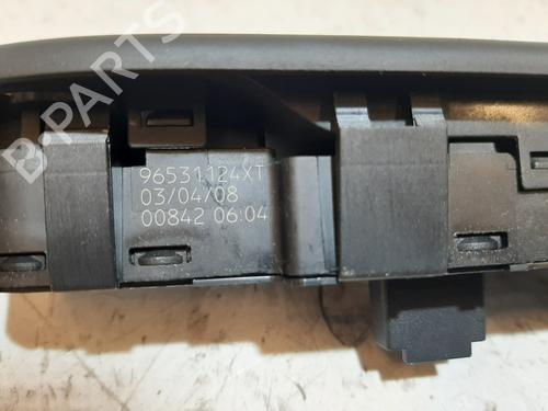 Used Right front window switch Right front window switch PEUGEOT 307 (3A/C) [2000-2012] 23466686 23466686