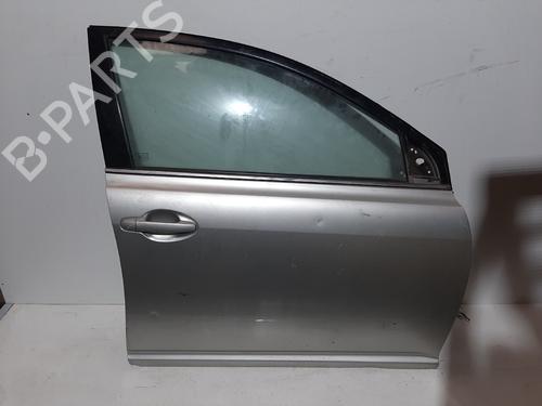 Used Right front door Right front door 23467440 23467440